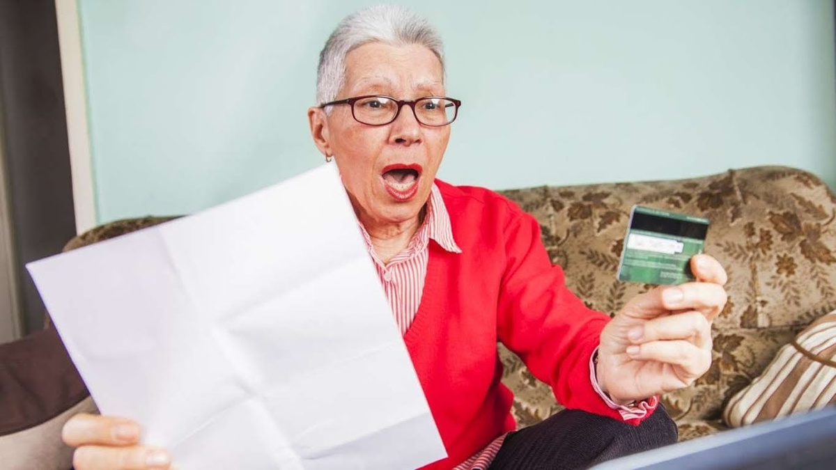 "Не хватает на коммуналку? Продайте жильё!"- неожиданное заявление депутата