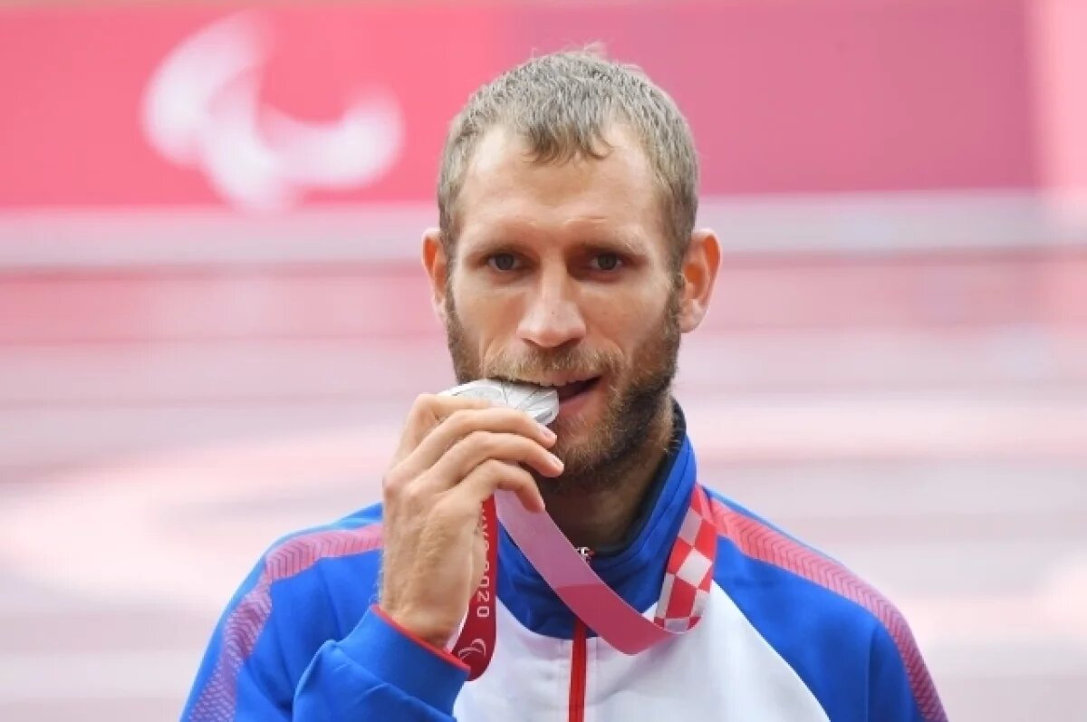    Серебряный призер Паралимпиады в Токио Работницкий погиб в зоне СВО