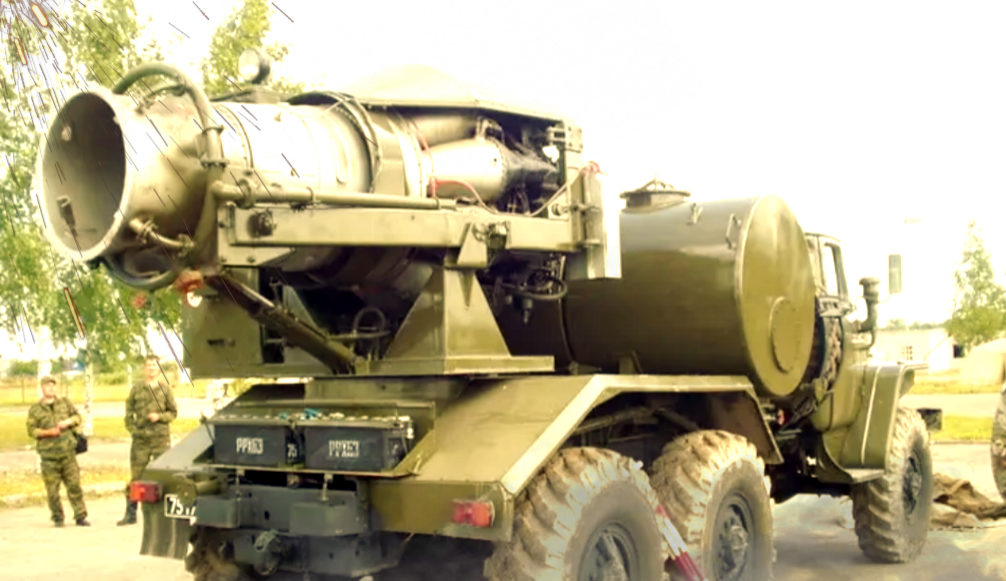 Для чего на обычный Урал-375 ставят турбореактивный двигатель? История самой мощной машины российской армии