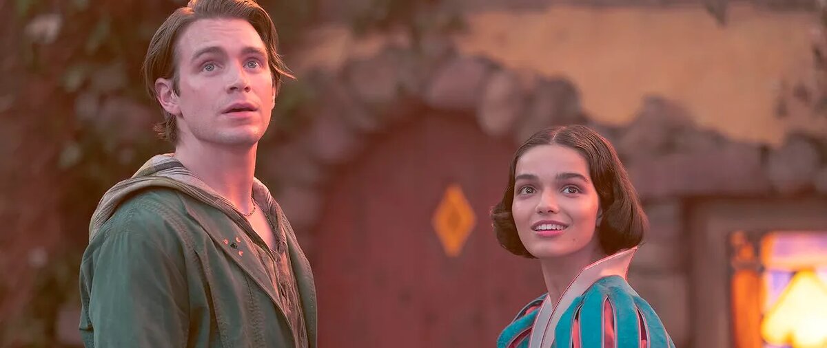 Кадр из фильма «Белоснежка»   📷