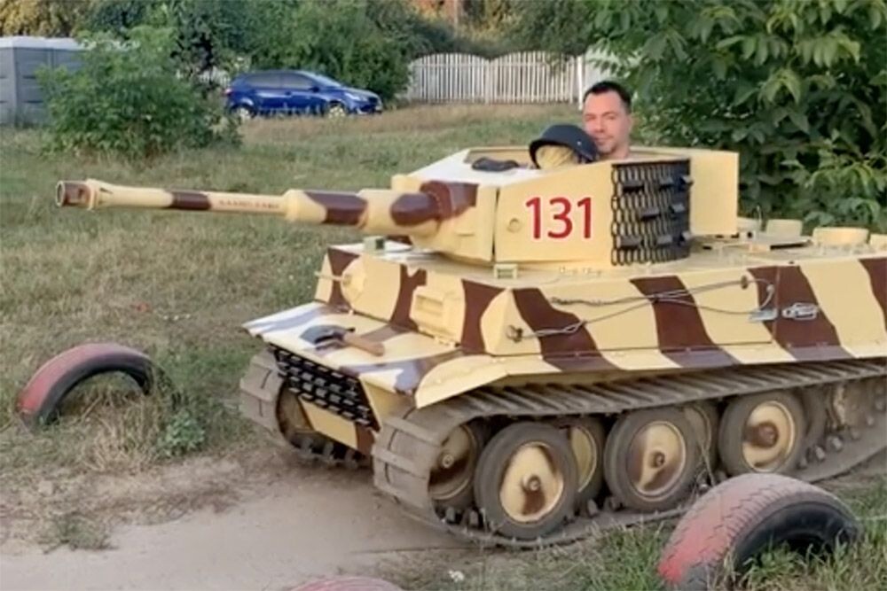 А.Аристович, в бытность свою главой Офиса президента