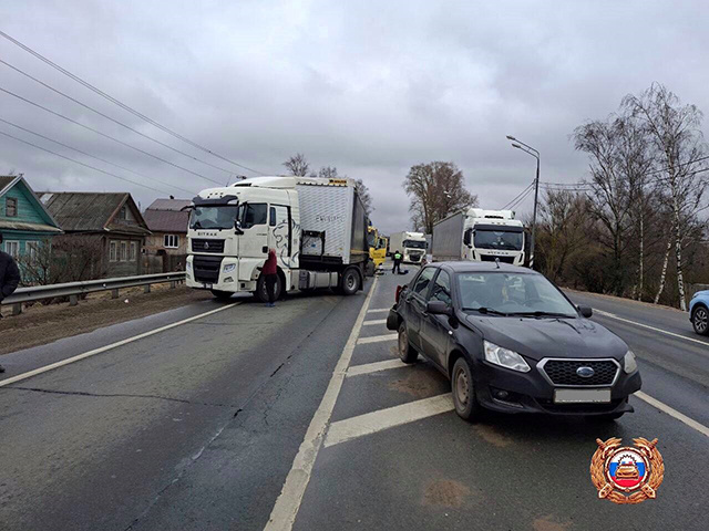 Проснулся от столкновения. В Тверской области водитель заснул за рулем