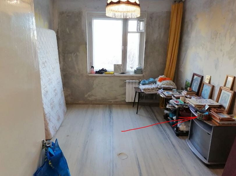 Кстати, самарские, может, кому на дачу нужен 2-спальный матрас? За так, самовывоз из 15-го. :) По стрелке шкатулка, её не отдам!