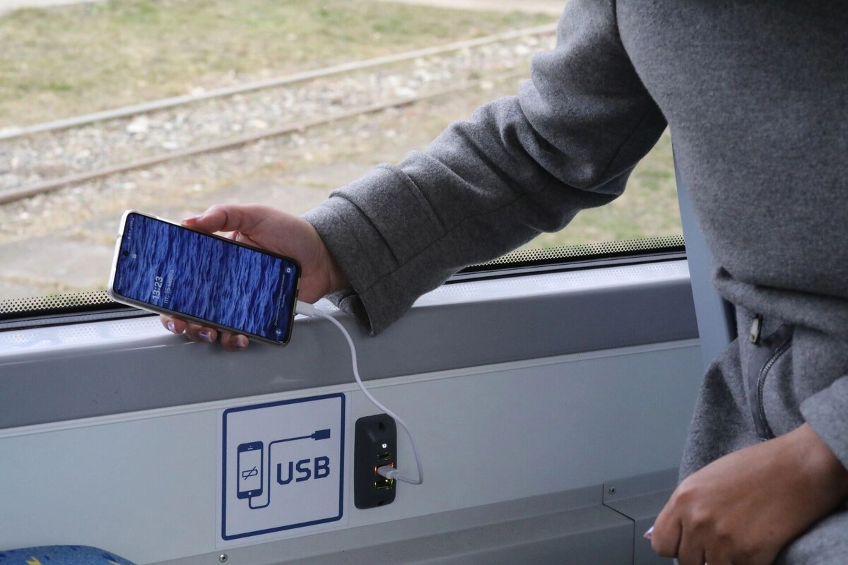     Автор: Уралтрансмаш