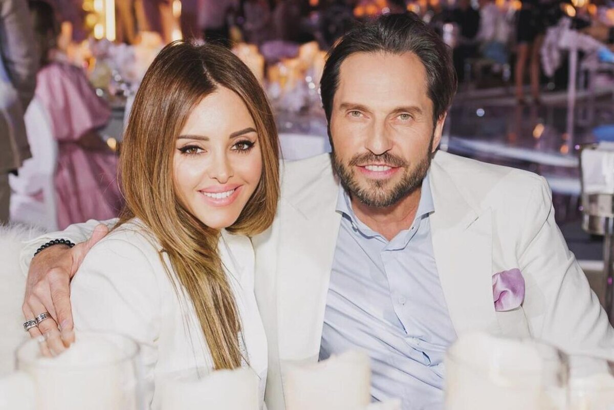    Александр Ревва с женой Анжеликой Социальные сети