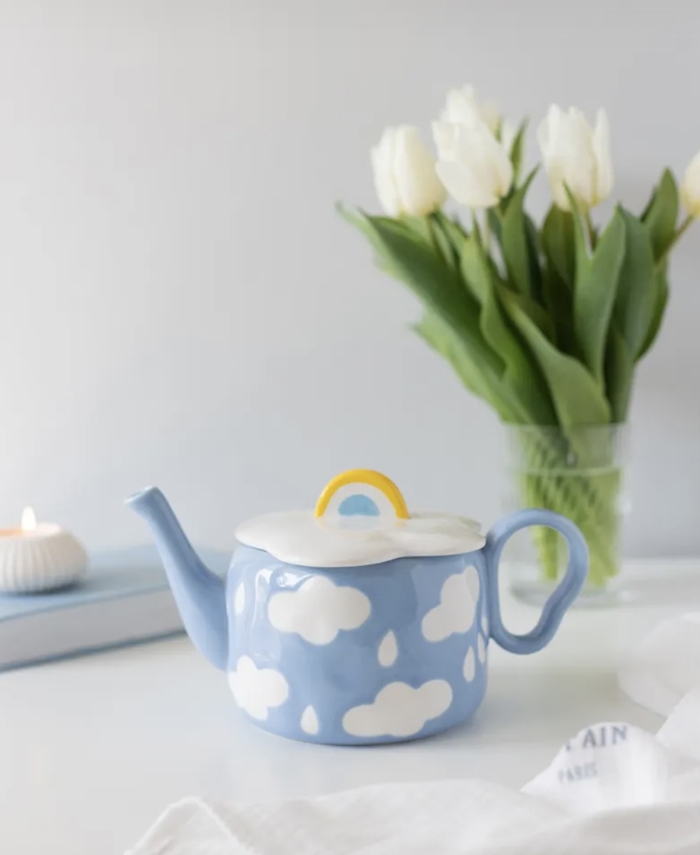 Внутри есть ситечко. 1837р