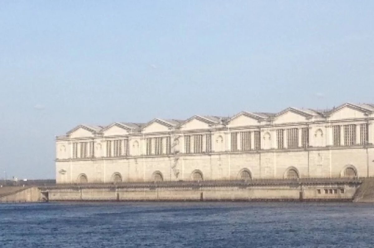    Рыбинскую ГЭС могут остановить для накопления воды в водохранилищах