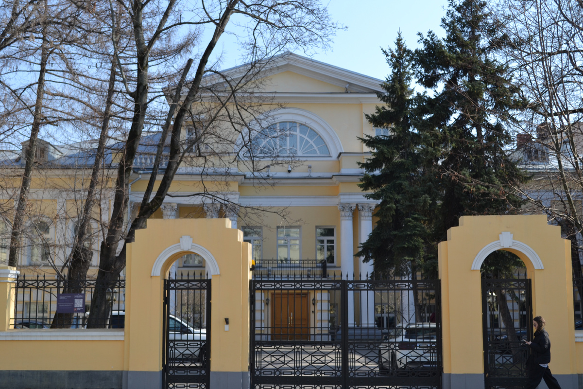 Москва. Улица Пречистенка. Фото автора