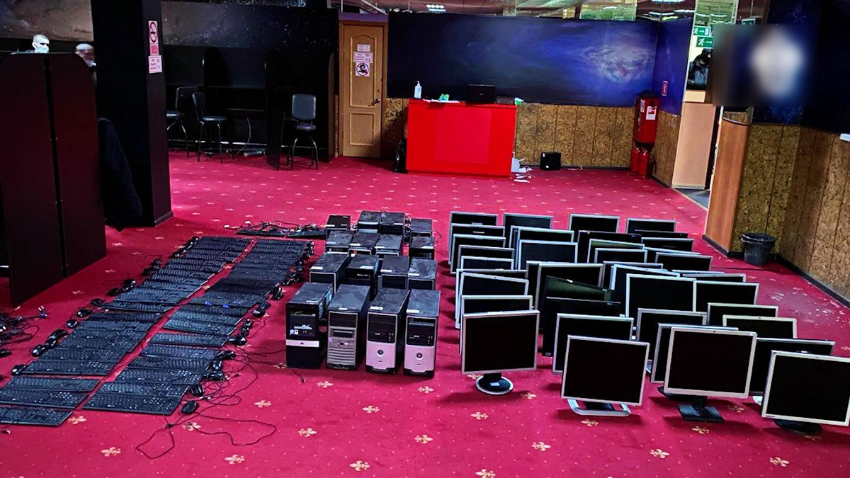    В Югре вынесут приговор организатору сети подпольных казино