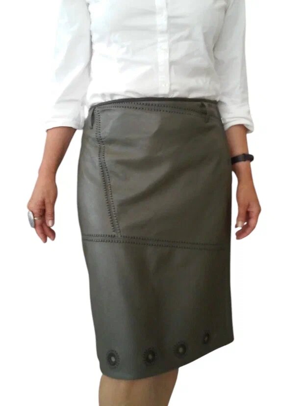 Пошив женского костюма из кожаного плаща. Ателье Ирины Берзиной.