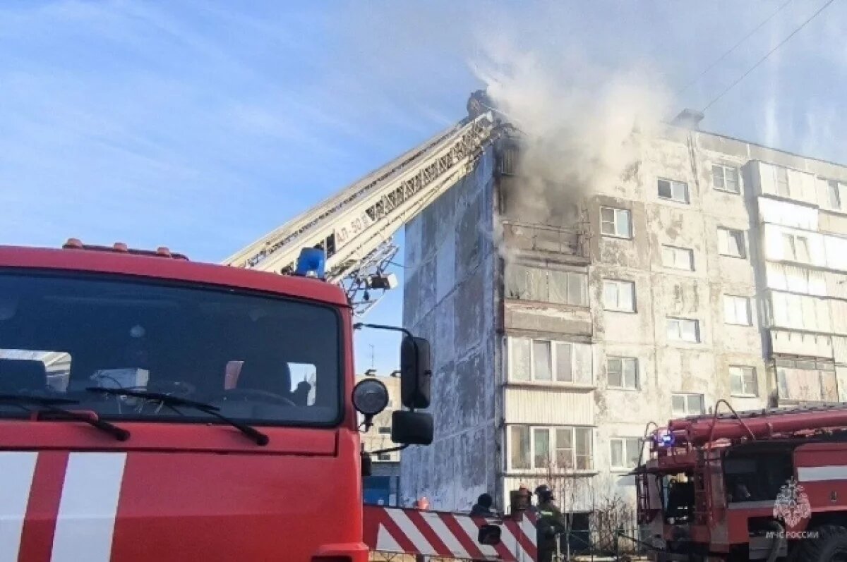    В Челябинске из горящей квартиры спасли маломобильного мужчину
