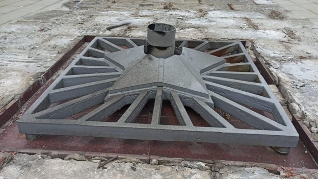    На набережной Грина начался ремонт мемориала «Вечный огонь»