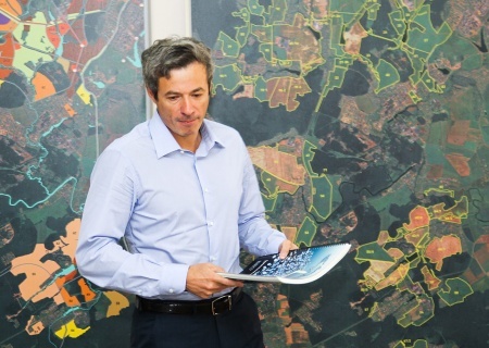    Правоохранители проводят обыски в компании «Русагро». Основатель агрохолдинга задержан