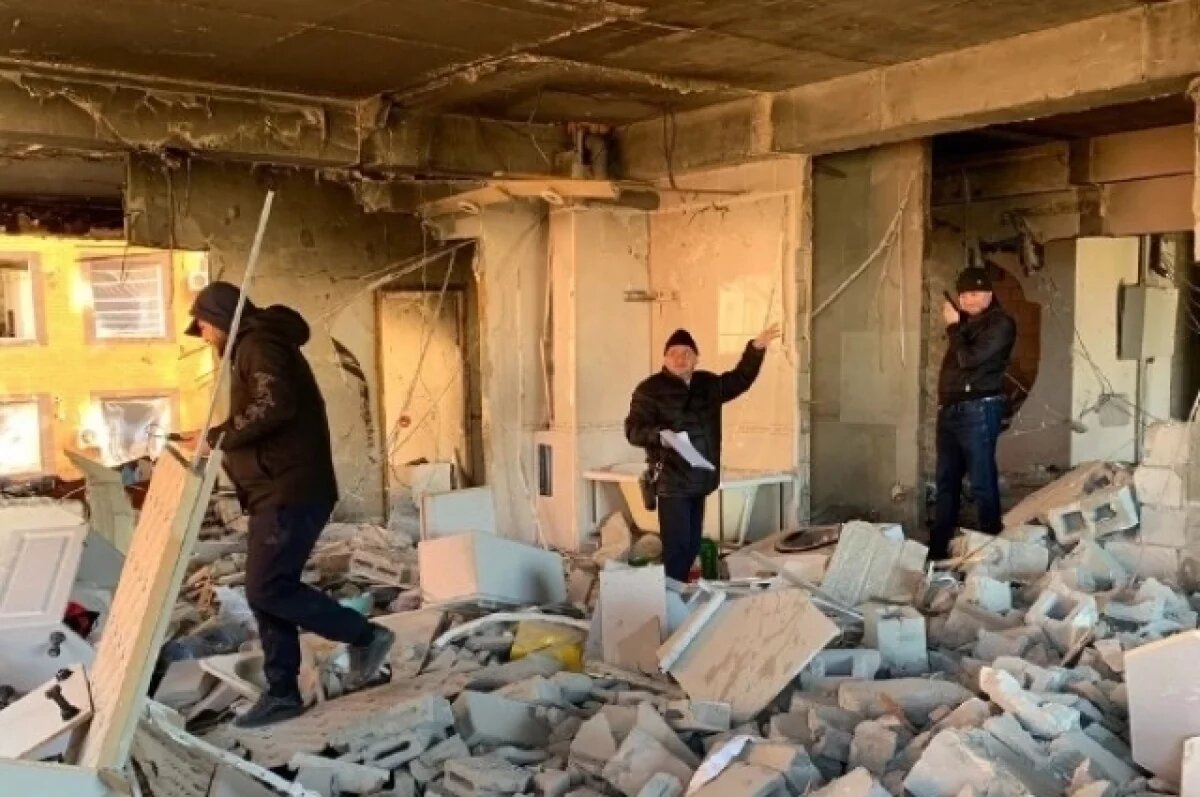    Специалисты Минстроя РД оценивают повреждения домов после взрыва газа