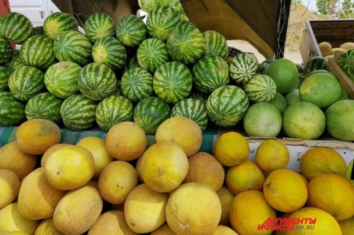    В Новосибирске сняли скандальный баннер об открытии рынка