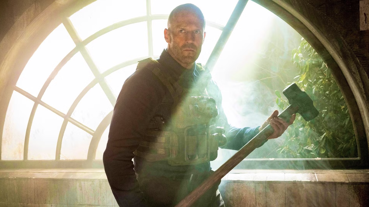 Кадр из фильма «Мастер». © Режиссёр Дэвид Эйр / Black Bear, 2025