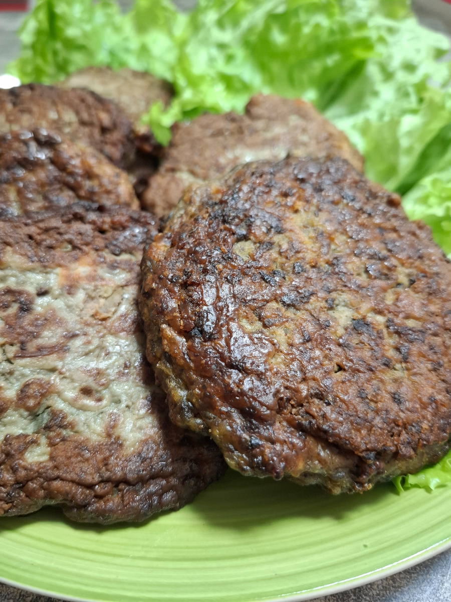 Фото  автора.Готовим пышные оладьи из говяжьей печени. 