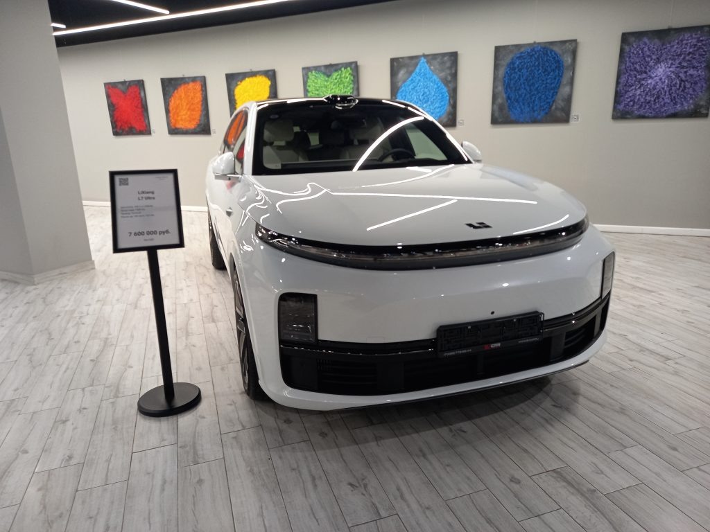 Lixiang L7 — еще один бестселлер марки в России.