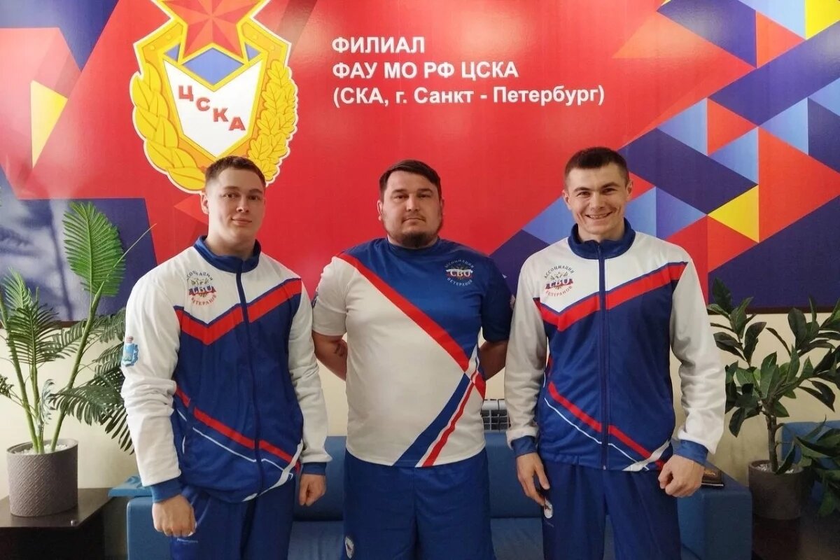    Три «золота» взяли псковские ветераны СВО на чемпионате по пауэрлифтингу