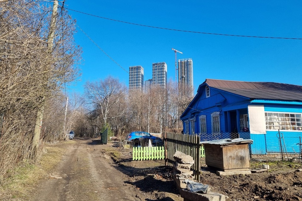    В это сложно поверить, но на территории Москвы есть село. Именуется Спас. Алиса ТИТКО