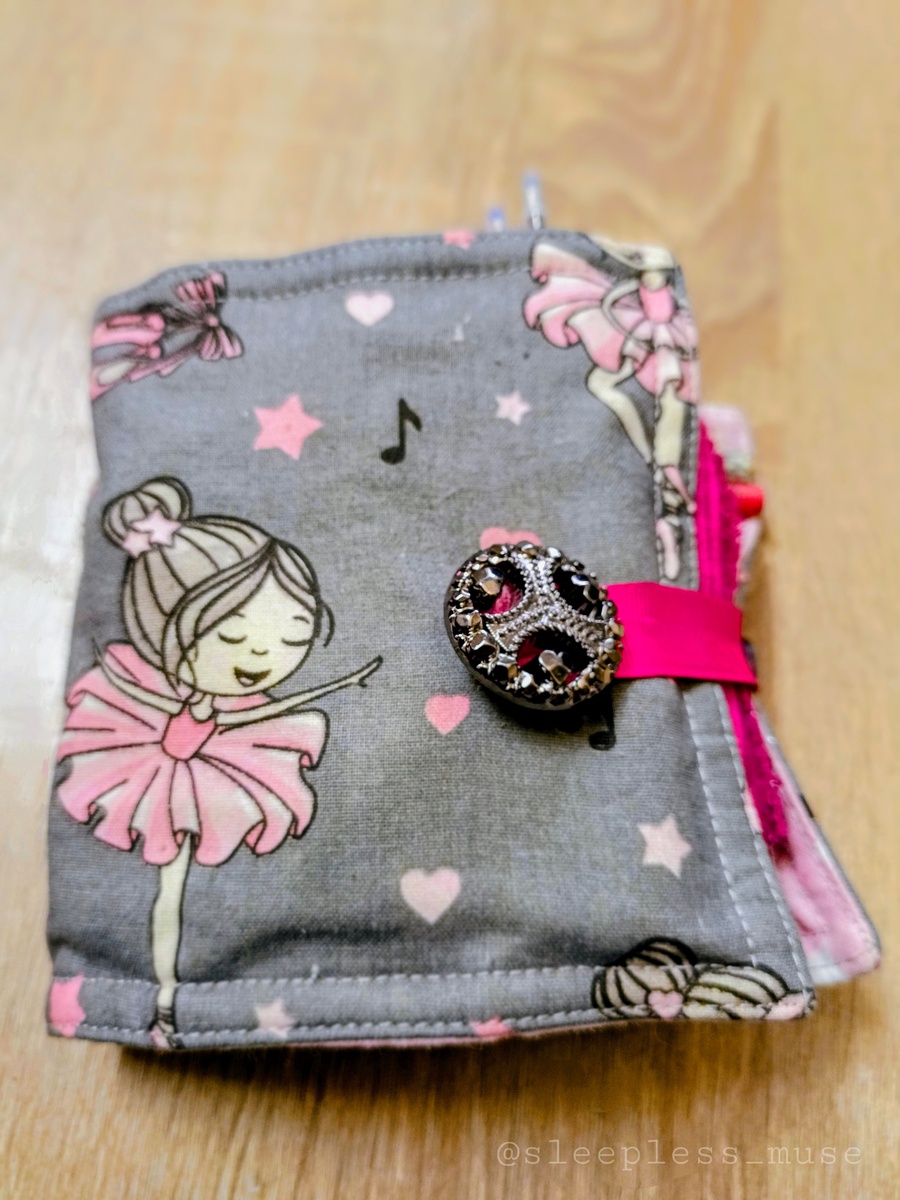 Портмоне, в которое никому заглядывать не положено. Руки прочь!