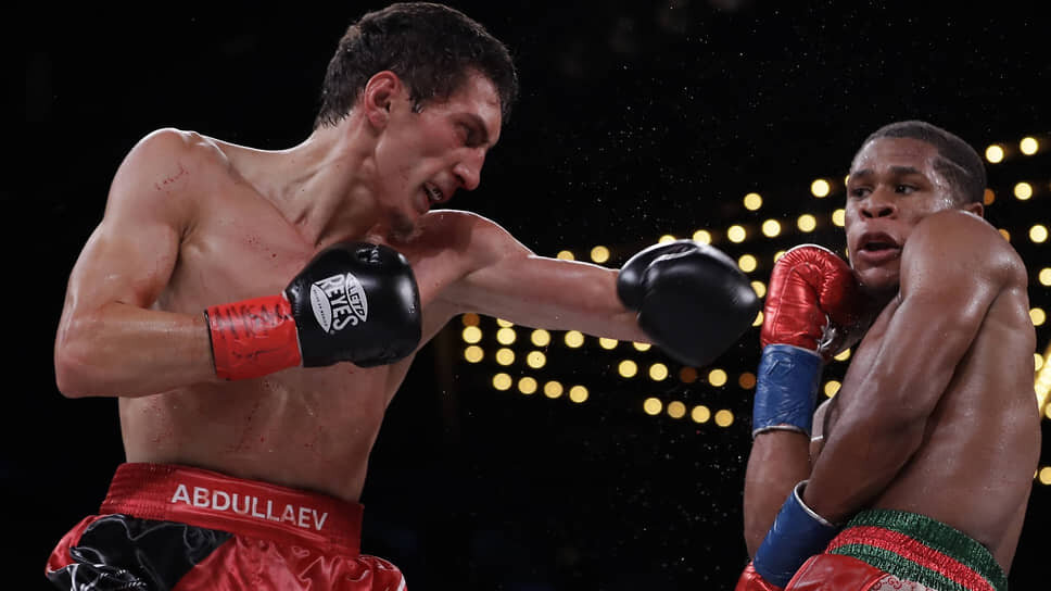 Спустя шесть лет после поражения от Девина Хейни Заур Абдуллаев (слева) снова получил шанс завоевать чемпионский титул.📷Фото: Frank Franklin II / AP