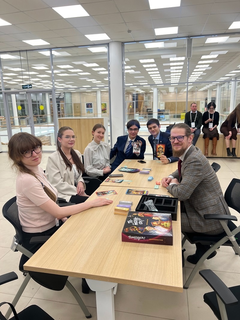 МГУ Модель ООН стала первой площадкой, где была презентована деловая игра для переговорщиков "Дипломатия"