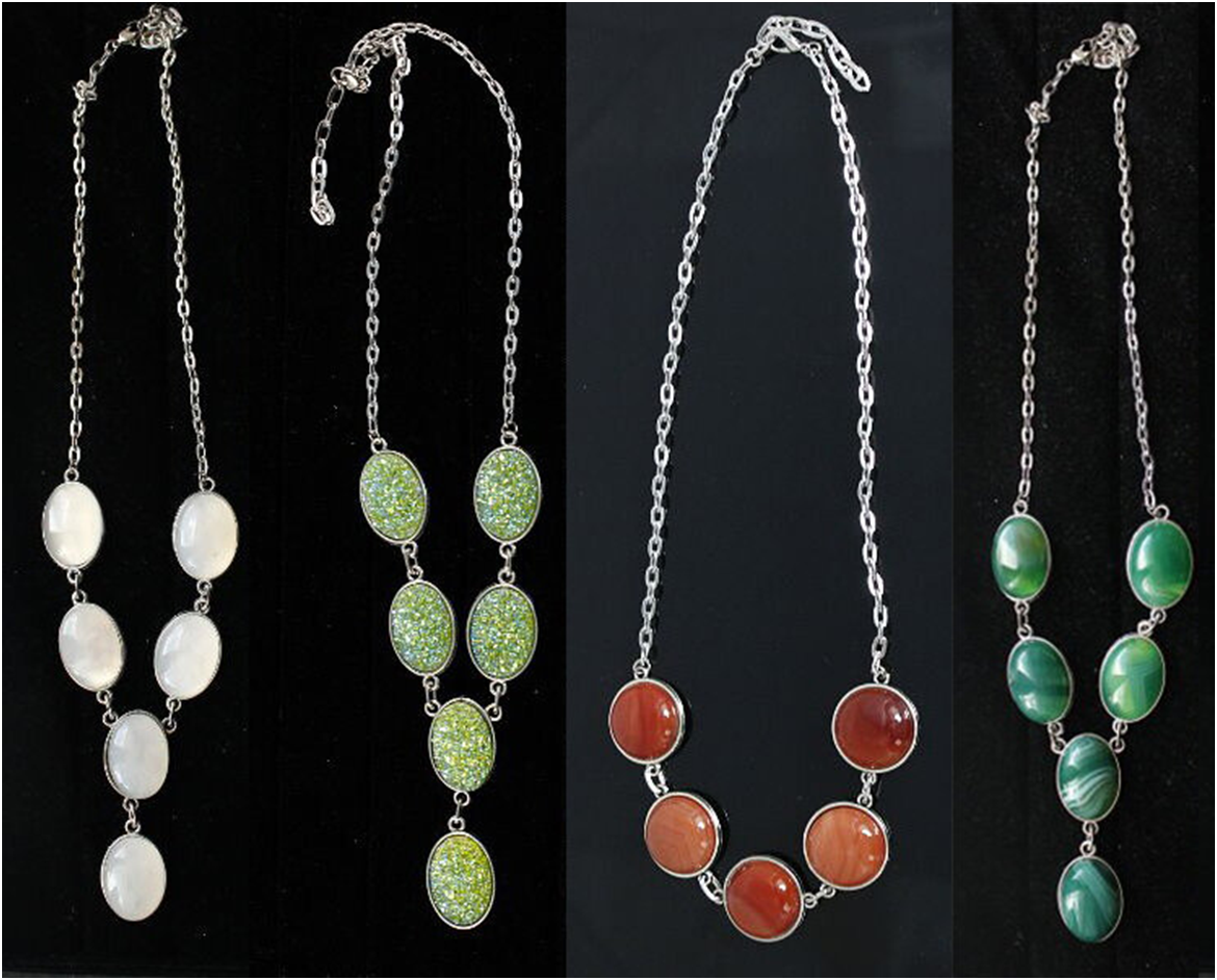 Колье с кабошонами (перламутр, пластик, сердолик, агат зеленый тонированный.