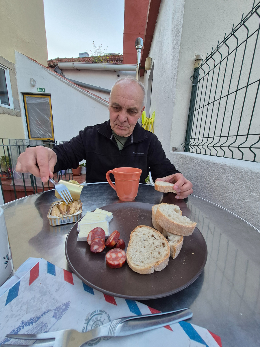 Завтрак на террасе