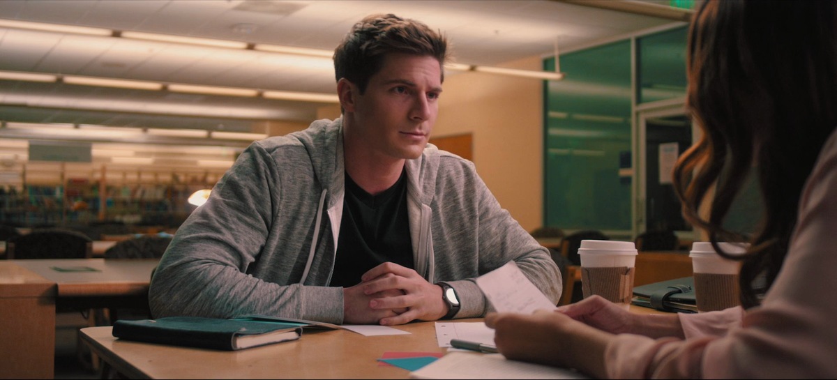 Кадр из фильма «Амнезия» (2020)