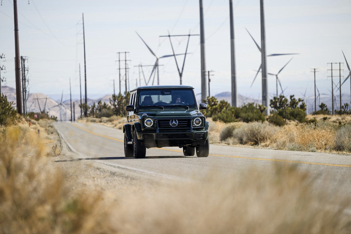 Mercedes-Benz G550 2025 года