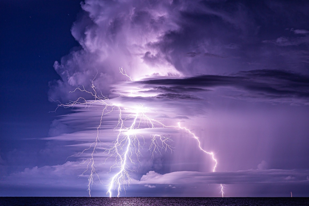    Квантовые вычисления: Как проект Гроза изменит метеорологию навсегда