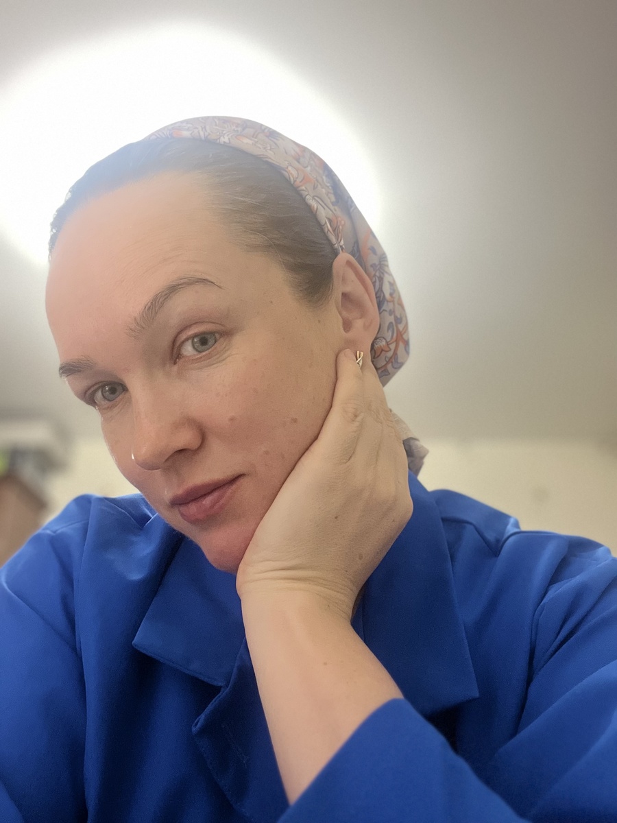 Когда я не могла никому сказать, что устала. Сейчас этого уже не боюсь. Сильный женщины тоже бывают не в ресурсе.