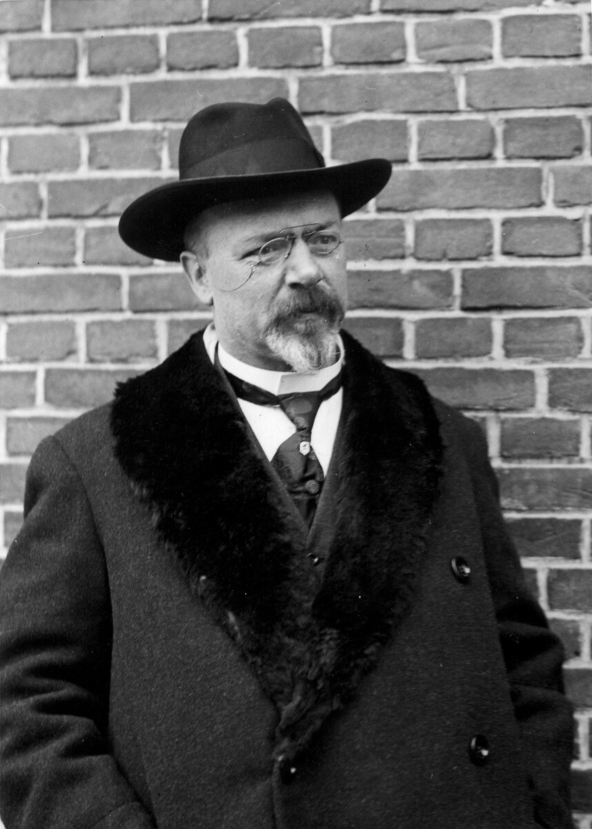 доктор Август Бормс, Бельгия, 1928 г.