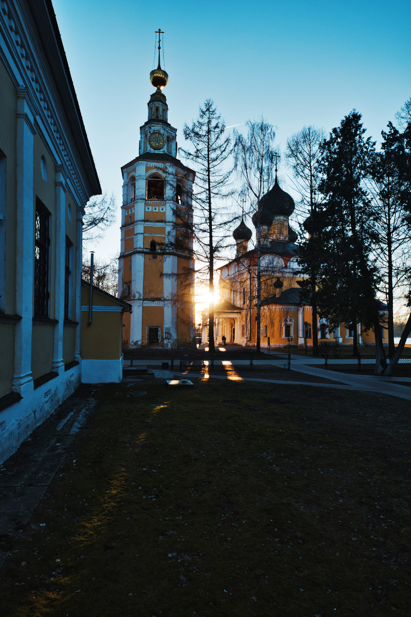 Много видов Углича в подборке тут