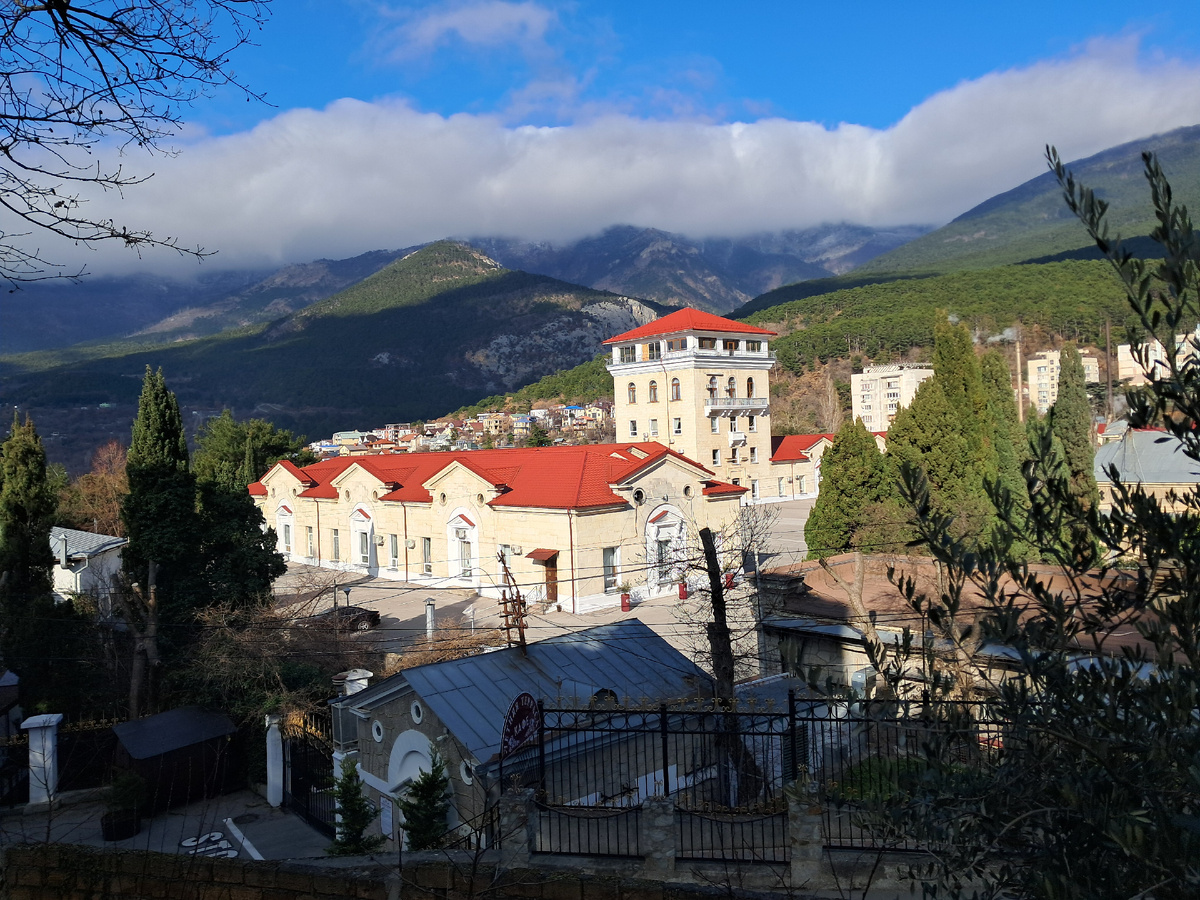 Прогулка по поселку Массандра