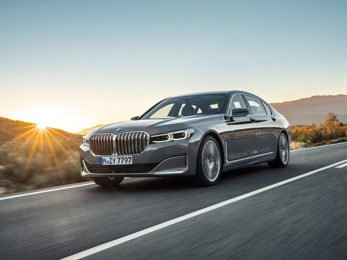    BMW 7 Series