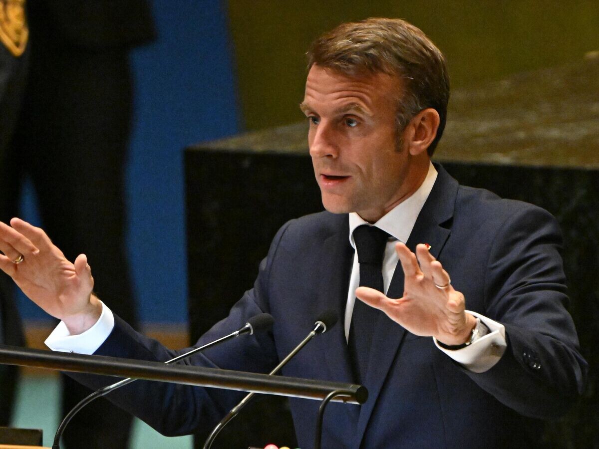    Президент Франции Эмманюэль Макрон выступает на 79-й сессии Генеральной Ассамблеи ООН в Нью-Йорке© РИА Новости / Сергей Гунеев