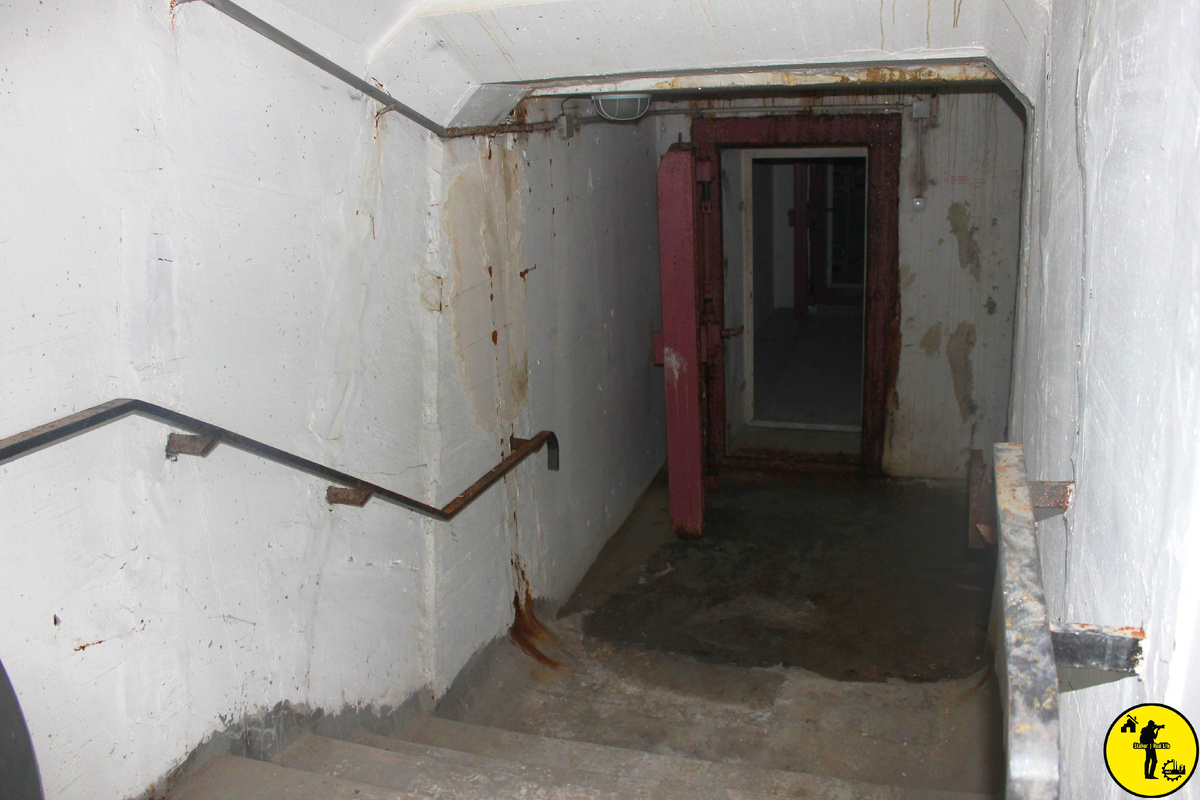 конец наклонного спуска