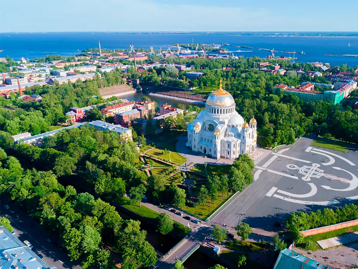 Кронштадт. Фото с сайта https://travel.wildberries.ru/impressions/product/47946390-b56b-4362-a09c-941d2b289a19. Взято с Яяндекс.Картинки