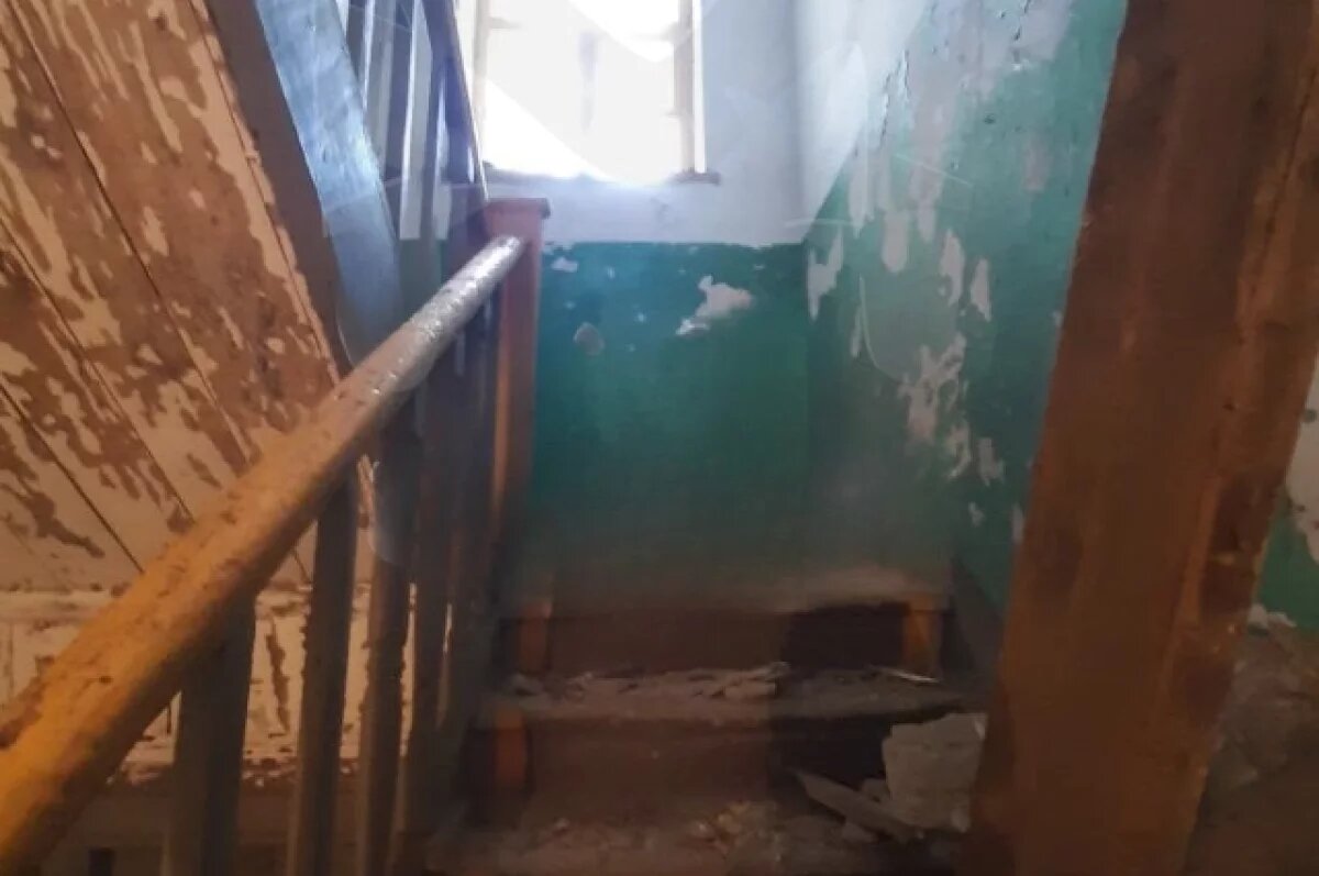    В Комсомольске-на-Амуре следком проверяет жалобы на аварийный дом