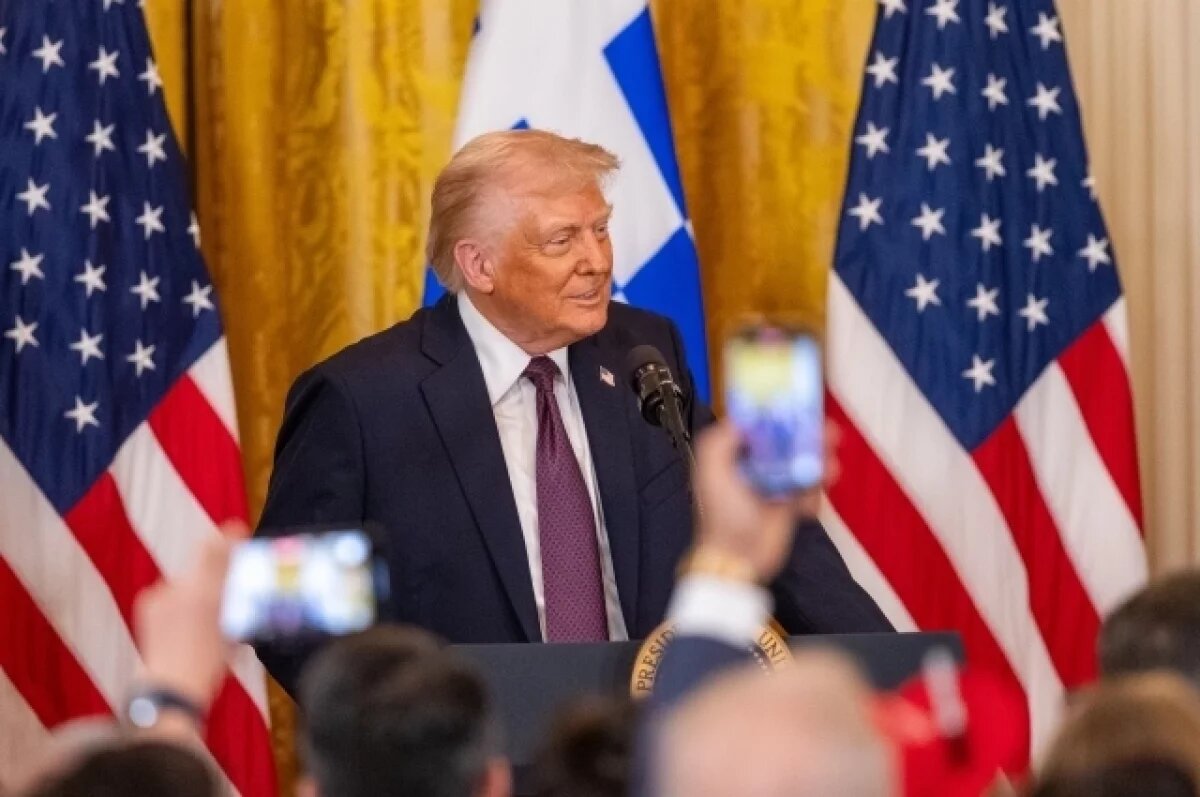    Трамп: США проверят безопасность Signal после скандала с утечкой