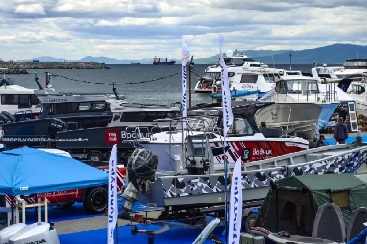    Мэр Владивостока пообещал создать временную наземную парковку для катеров