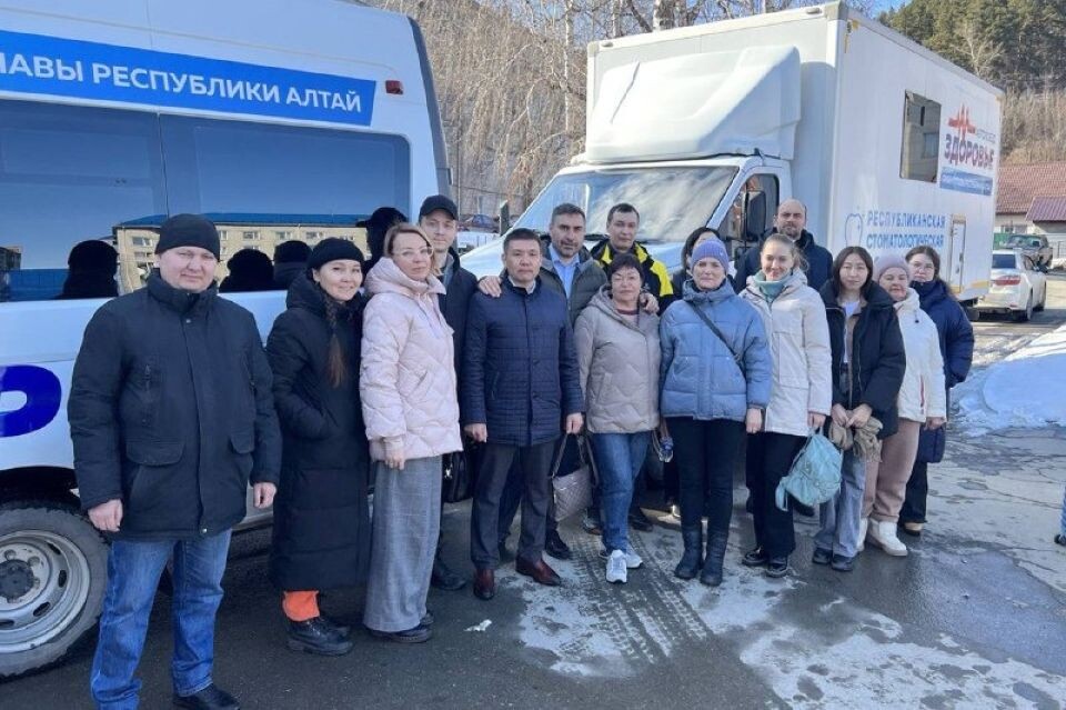    Автопоезд "Здоровье" начал работать в Республике Алтай. Источник: Телеграм-канал Андрея Турчака