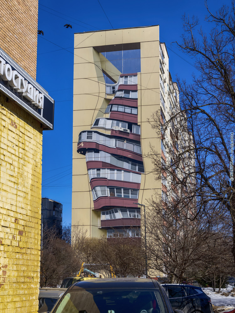 2. Дом обманка и голуби... © NickFW.ru - 12.03.2024г.