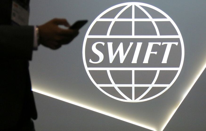    Россию готовы подключить к SWIFT и ослабить санкции: мир близок?
