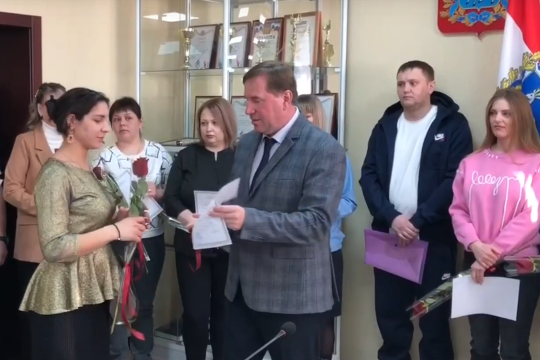 Скриншот видео.