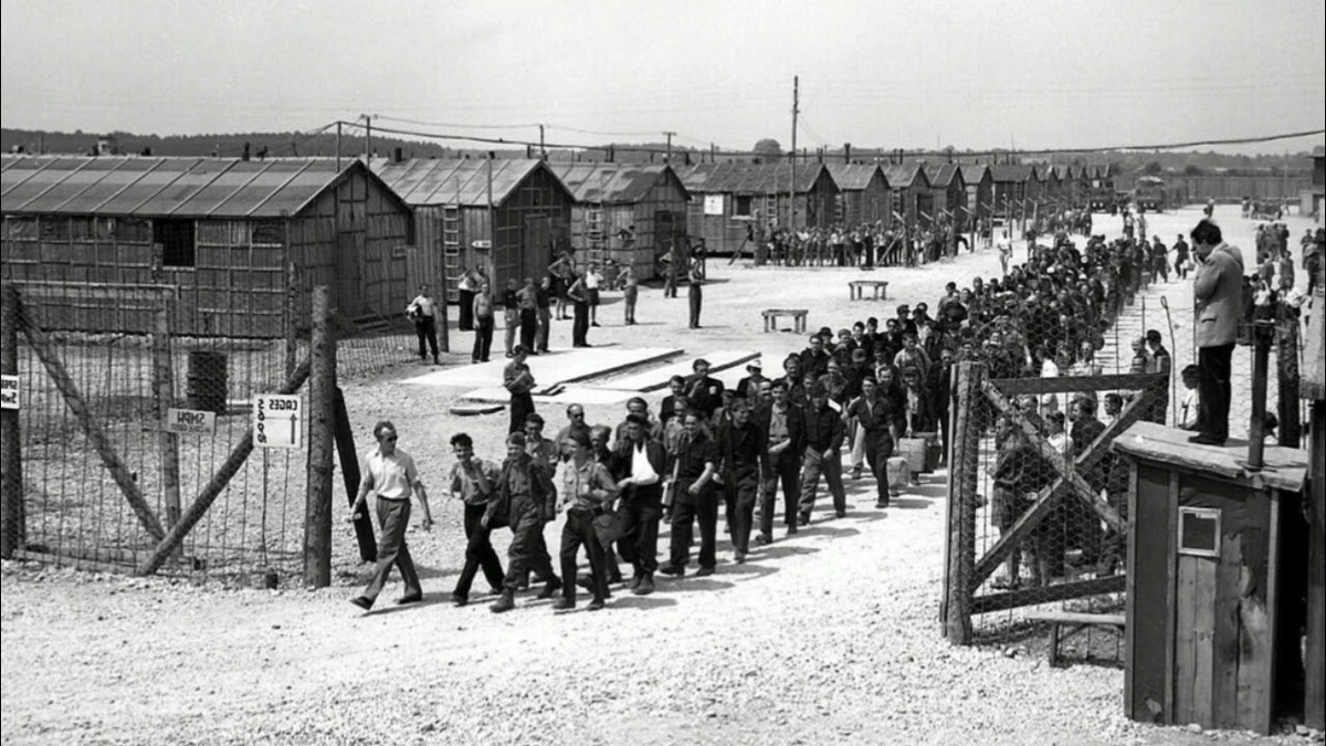 Лагерь Дохау. https://i.ytimg.com/vi/lBvTdrZF7do/maxresdefault.jpg?sqp=-oaymwEmCIAKENAF8quKqQMa8AEB-AHUBoAC4AOKAgwIABABGFkgWShZMA8=&amp;rs=AOn4CLAaU6w-nG3NiZ2oAyuX6rfFe9O_dA