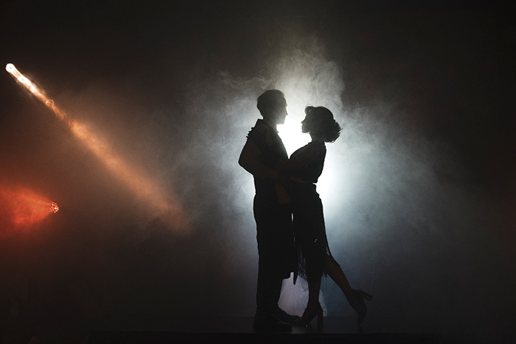    «Бар «Хемингуэй» про американских писателей начала XX века