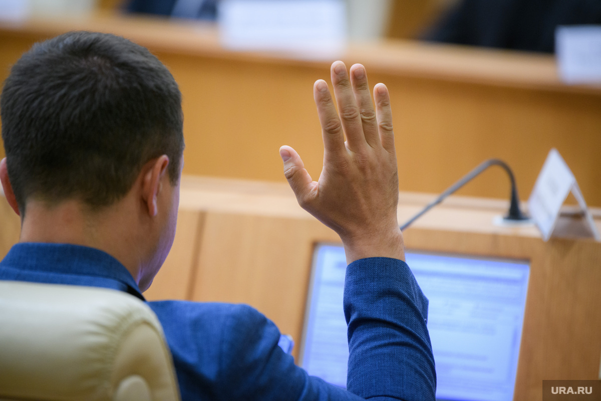 Кандидатов в мэры на голосование будет предлагать губернатор. Фото: Илья Московец © URA.RU